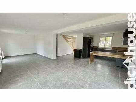 location maison à fontenay-le-marmion (14320) : à louer / 125m² fontenay-le-marmion