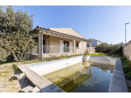 vente maison 4 pièces 127 m² entraigues-sur-la-sorgue (84320)