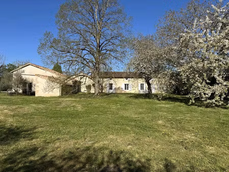 vente maison 290 m² la chapelle-moulière (86210)