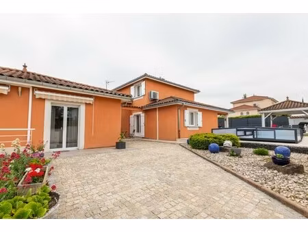 maison contemporaine à vendre à saint-laurent-de-mure