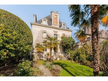 maison de luxe à vendre dans le quartier procé - monselet