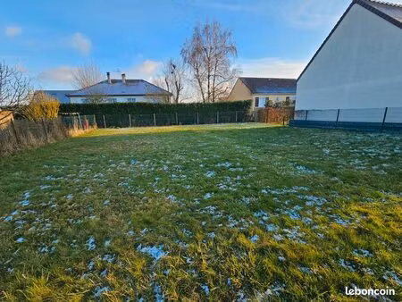 rare – terrain à bâtir 560 m²