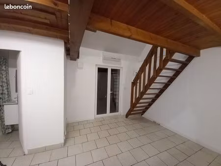 studio avec mezzanine 27m²