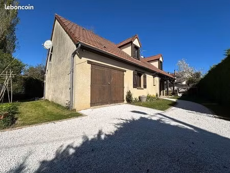 appartement 6 pièces 121 m²