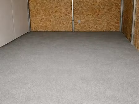 box de stockage 18m²