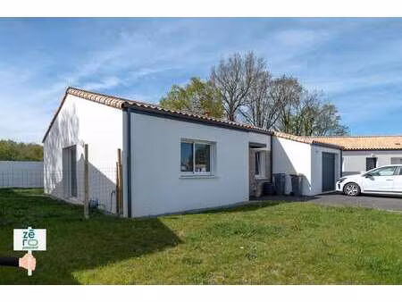vente maison à froidfond (85300) : à vendre / 89m² froidfond