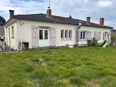 maison de bourg de 9 pièces principales