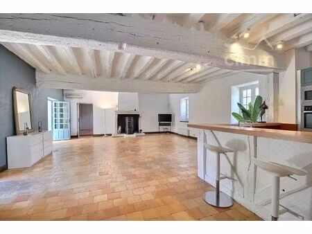 maison de luxe à vendre dans le quartier est ville