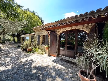maison de luxe à vendre à saint-paul-trois-châteaux