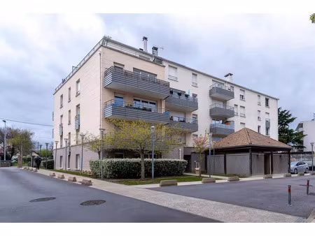 vente appartement 2 pièces 47 m² neuilly-sur-marne (93330)