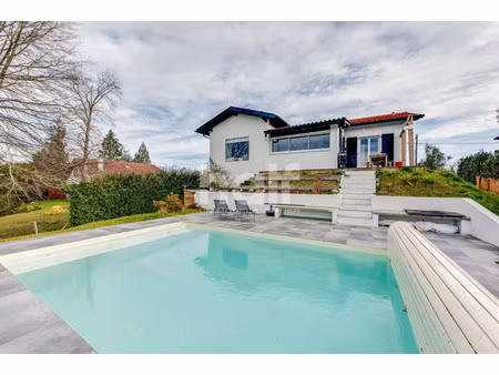 maison de luxe à vendre à arbonne