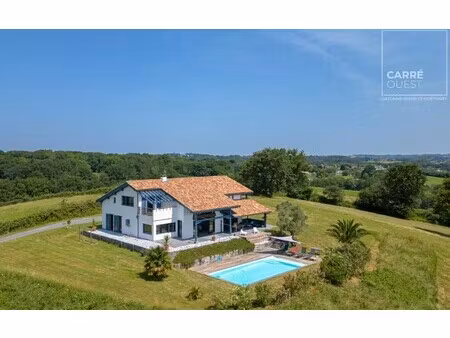 maison de luxe à vendre à ahetze