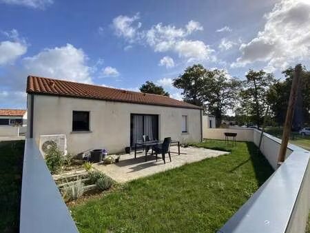 vente maison à saint-lumine-de-clisson (44190) : à vendre / 72m² saint-lumine-de-clisson