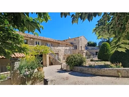 ferme à vendre à bonnieux