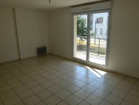 location appartement 3 pièces à nantes (44000) : à louer 3 pièces / 66m² nantes