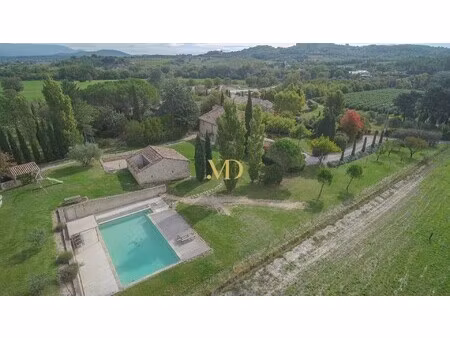 ferme à vendre à roussillon