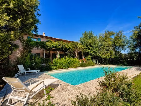 maison de luxe à vendre à ansouis