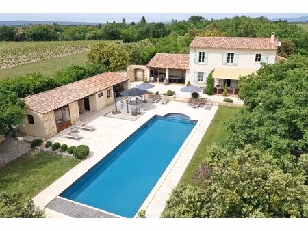 maison de luxe à vendre à visan