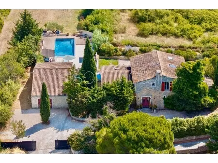 maison de luxe à vendre à lagnes