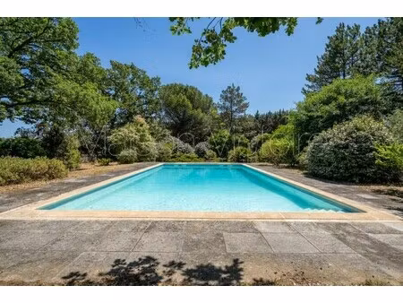 maison de luxe à vendre à lacoste