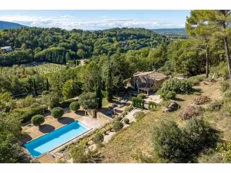 maison de luxe à vendre à ménerbes