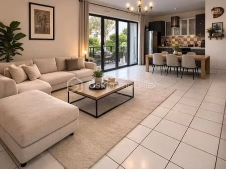 superbe f4 lumineux avec jardin et prestations rares  en plein centre-ville !