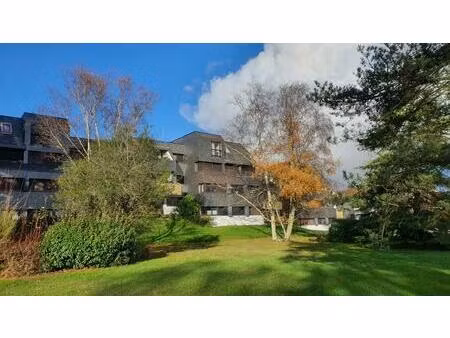 larmor-plage : bel appartement dans une résidence entourée de verdure