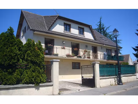 location appartement  m² t-2 à longperrier  790 €