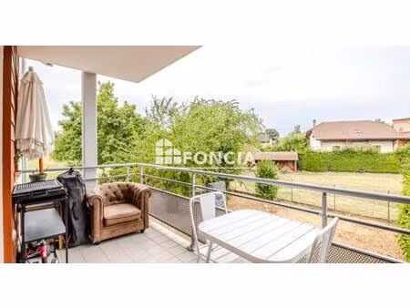 charmant 3 pièces avec balcon au pied de la frontière