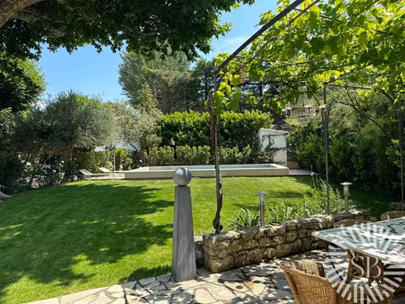 mas de caractère 194m2 + loft de 85m2 ( ( surface totale 279m2) - studio indépendant à for