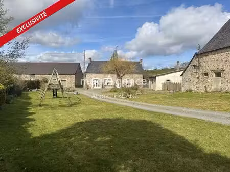 maison en pierre avec dépendances et 2 82 ha