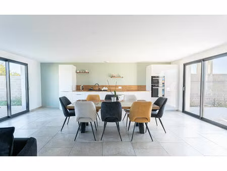 a vendre - villa type 4 avec garage et jardin - 13110 port de bouc