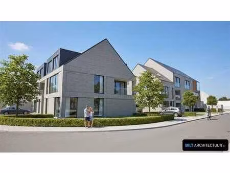 terrain de projet situé en angle comprenant 7 entités réside