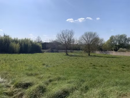 vente terrain 700 m² à sommieres (30250)  169 000 €