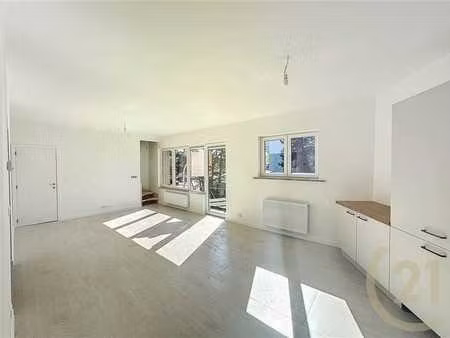 duplex prêt à emménager avec 3 chambres