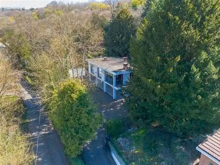 belle maison 4 façades à l'abris des regards