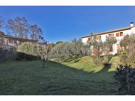 maison de luxe à vendre à caromb