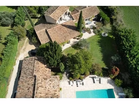 maison de luxe à vendre à maubec