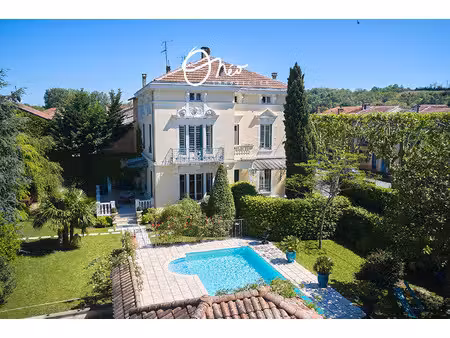 maison de luxe à vendre dans le quartier centre nord est