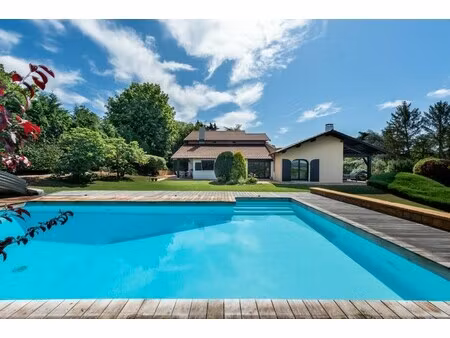 maison de luxe à vendre à montanay