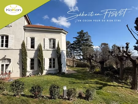 maison de luxe à vendre à millery