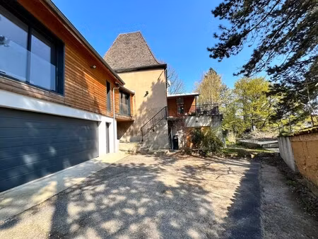 maison de luxe à vendre dans le quartier saint rambert