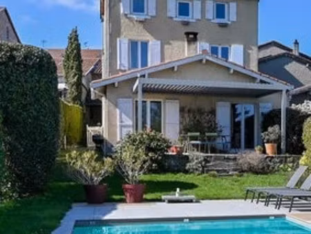 maison de luxe à vendre à brindas