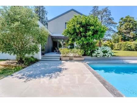 maison de luxe à vendre à charbonnières-les-bains