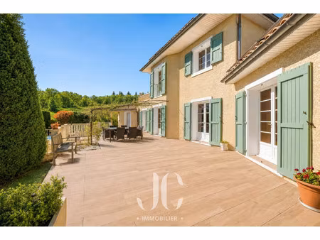 maison de luxe à vendre à les haies