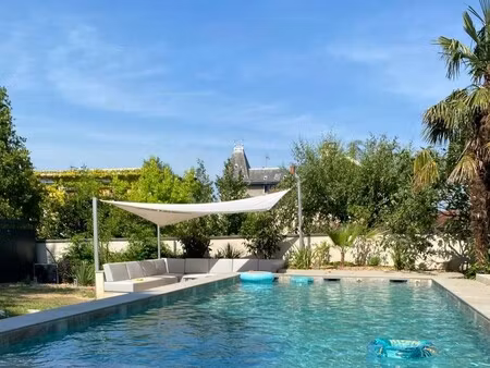 villa de luxe à vendre dans le quartier montchat