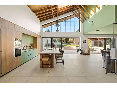 maison de luxe à vendre à charly