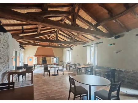 vente locaux professionnels 3 pièces 188 m² à bouin (85230)  156 750 €