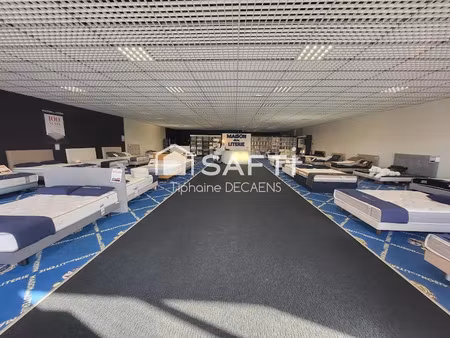 vente locaux professionnels 4 pièces 500 m² à saumur (49400)  55 000 €