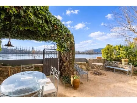 maison de luxe à vendre à condrieu